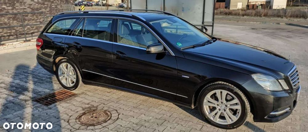 Mercedes-Benz Klasa E 250 CDI DPF BlueEFFICIENCY 7G-TRONIC Elegance - 11