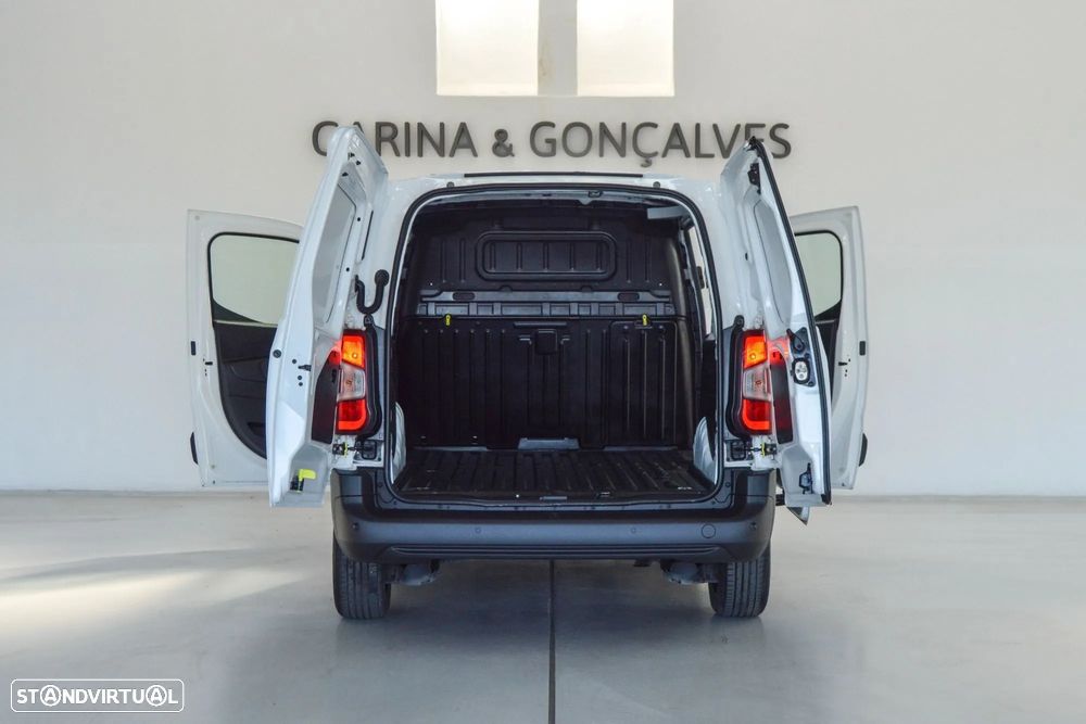 Toyota Proace City 1.5D L2 Comfort 3L - 46