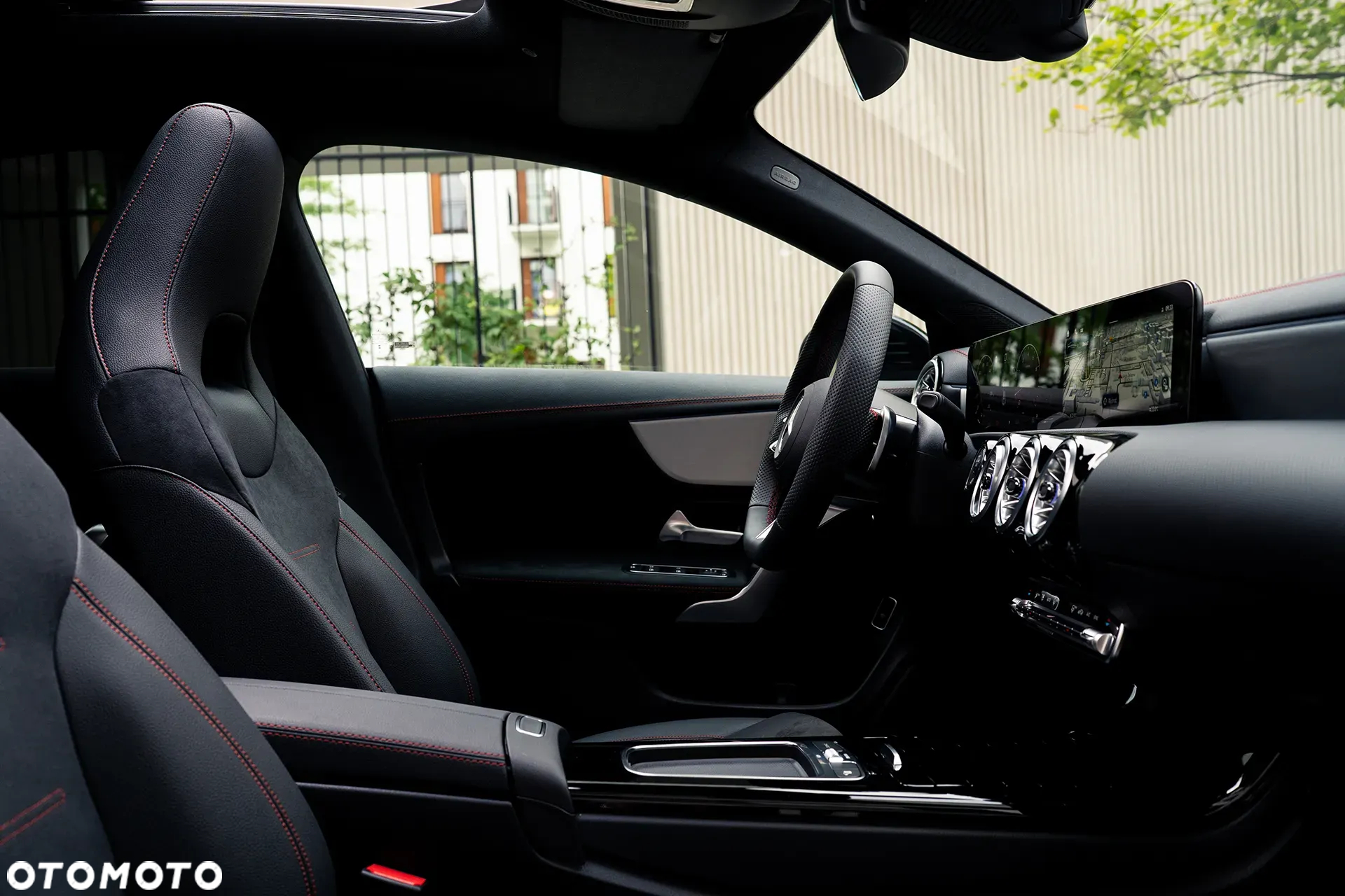 Mercedes-Benz CLA 220 mHEV 4-Matic AMG Line 8G-DCT - 13