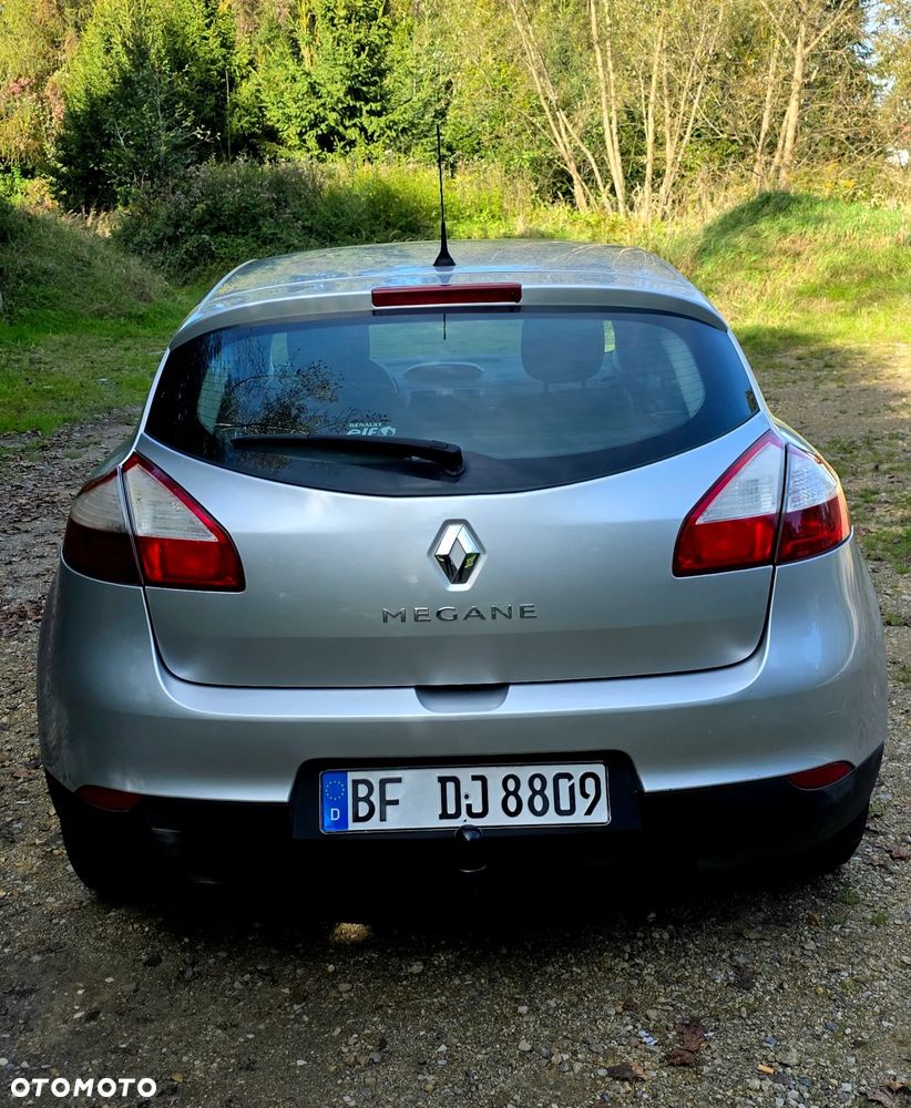 Renault Megane 1.6 16V 100 Authentique - 8