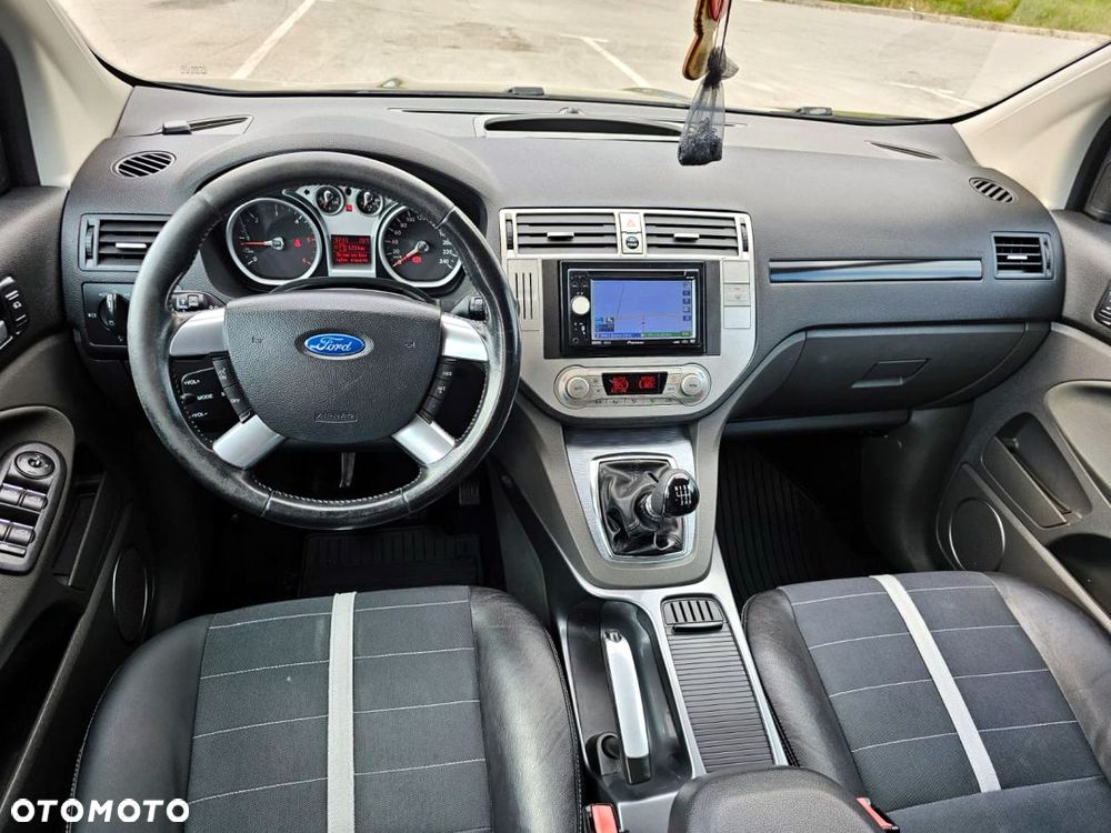 Ford Kuga 2.0 TDCi Titanium - 21