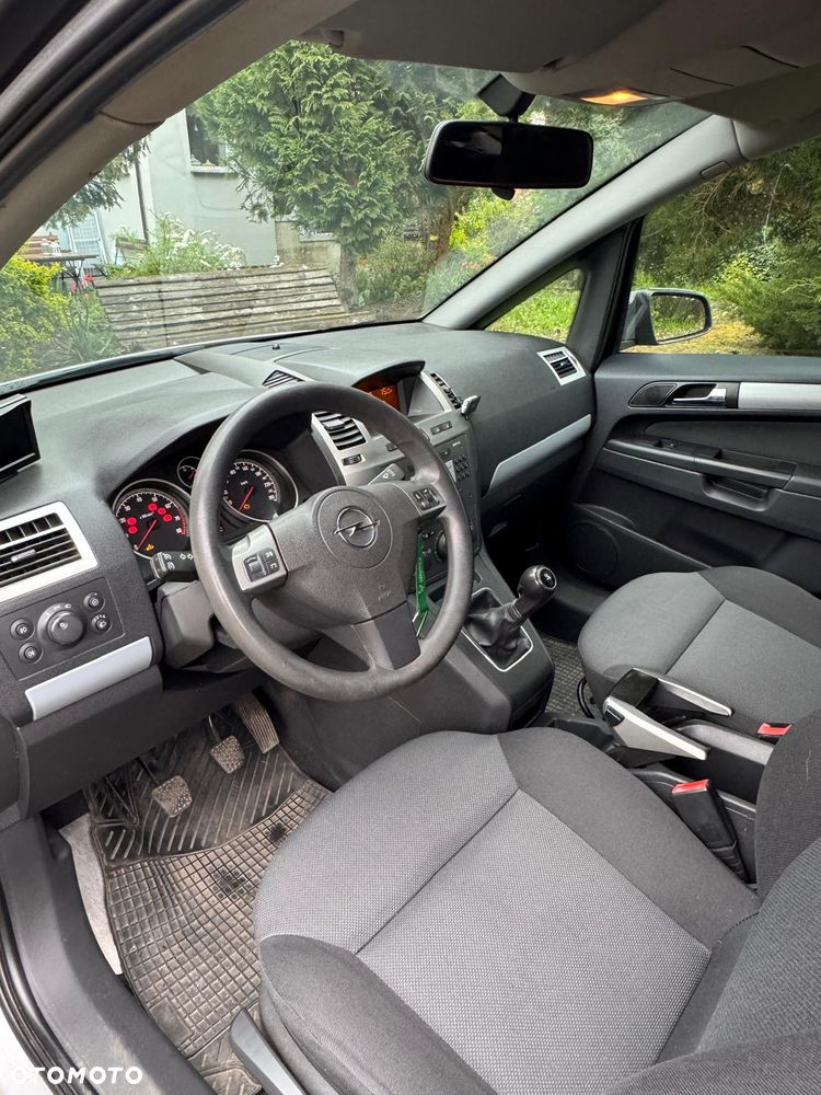 Opel Zafira 1.8 Family Plus - 3