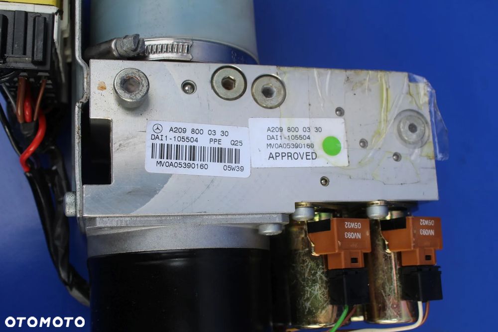 Pompa dachu 100% sprawna OE Mercedes CLK W209 C209 Cabrio Lift A2098000330 - 3
