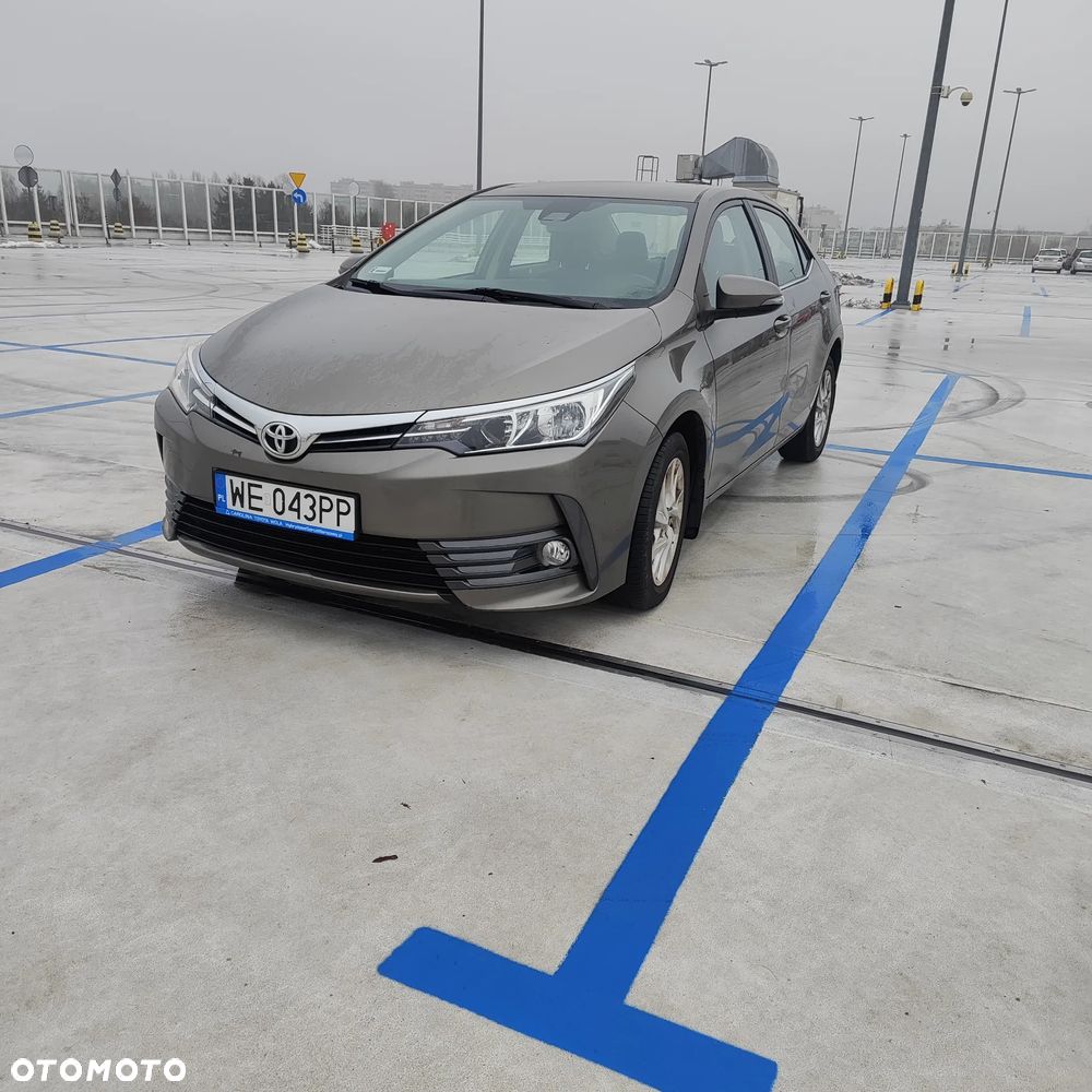 Toyota Corolla 1.6 Comfort - 3