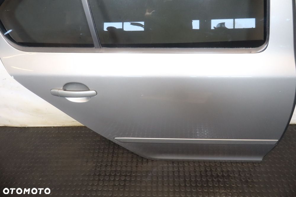 drzwi prawy tył - 4