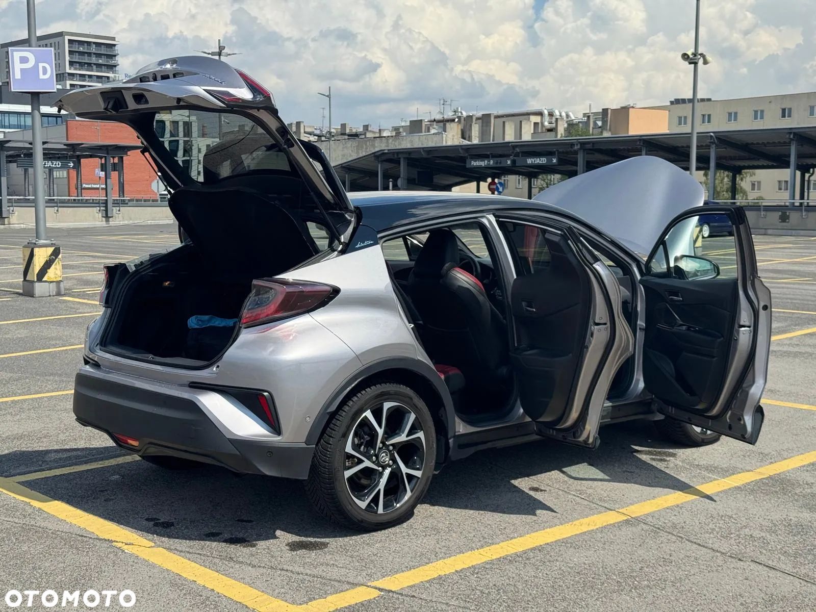Toyota C-HR 1.8 Hybrid Selection - 1