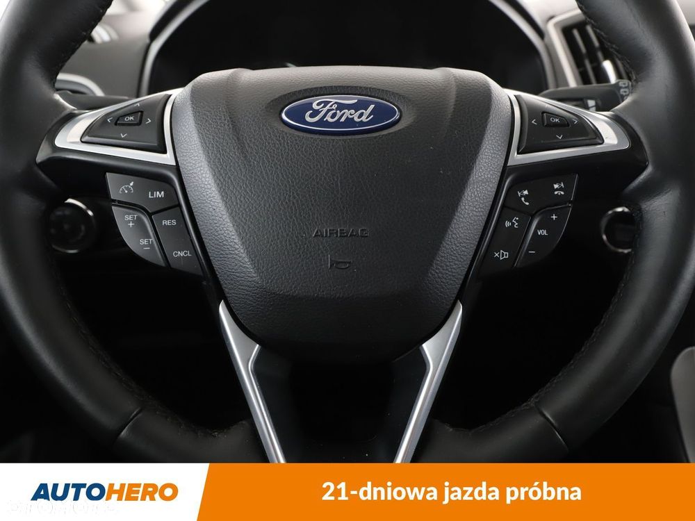 Ford S-Max - 19