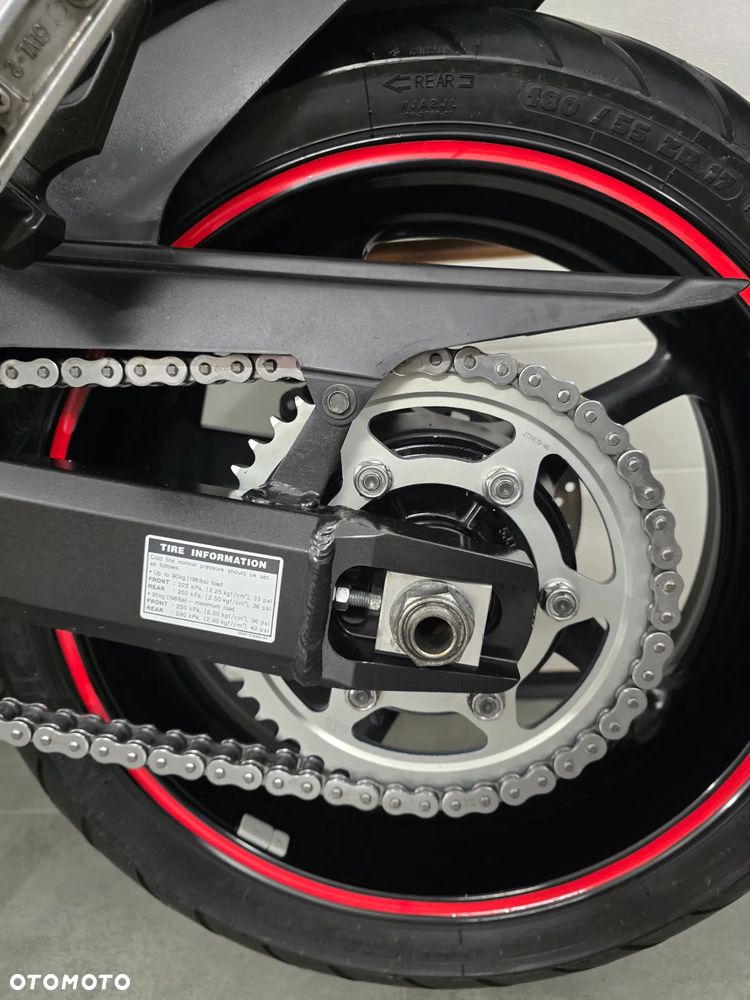 Yamaha FZ6 - 8
