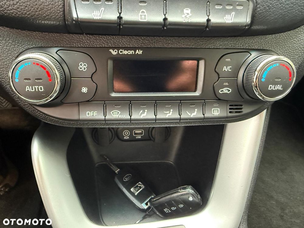Kia Ceed 1.6 GDI ISG Spirit - 17