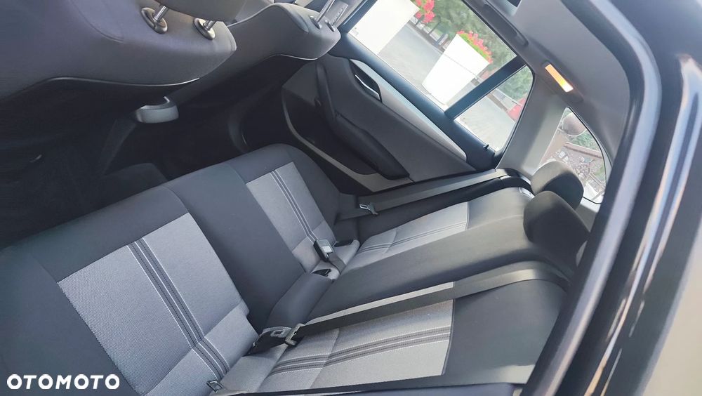 BMW X1 - 13