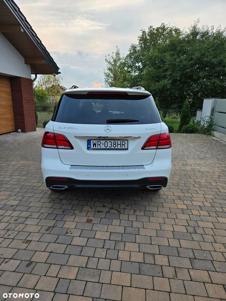 Mercedes-Benz GLE 250 d - 4