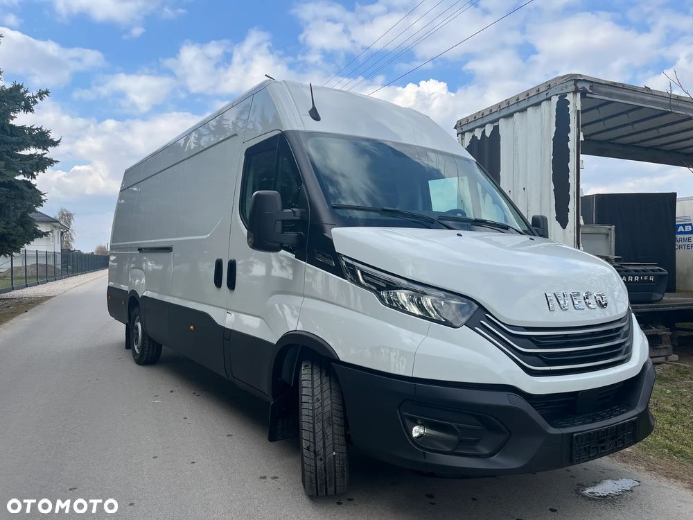 Iveco DAILY 35s18
