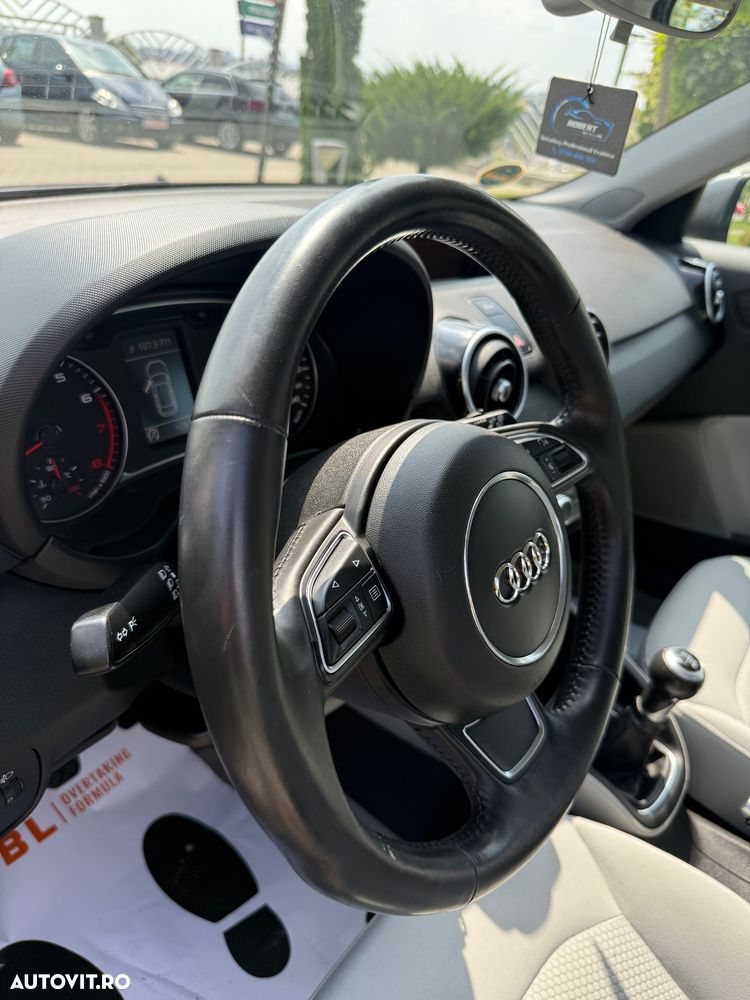 Audi A1 1.2 TFSI Attraction - 13