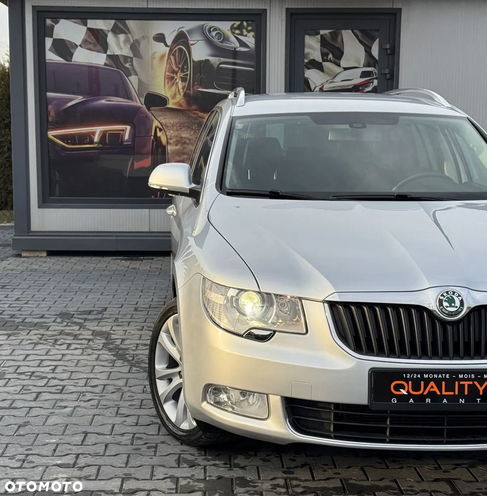 Skoda Superb 3.6 V6 4x4 DSG Elegance - 34