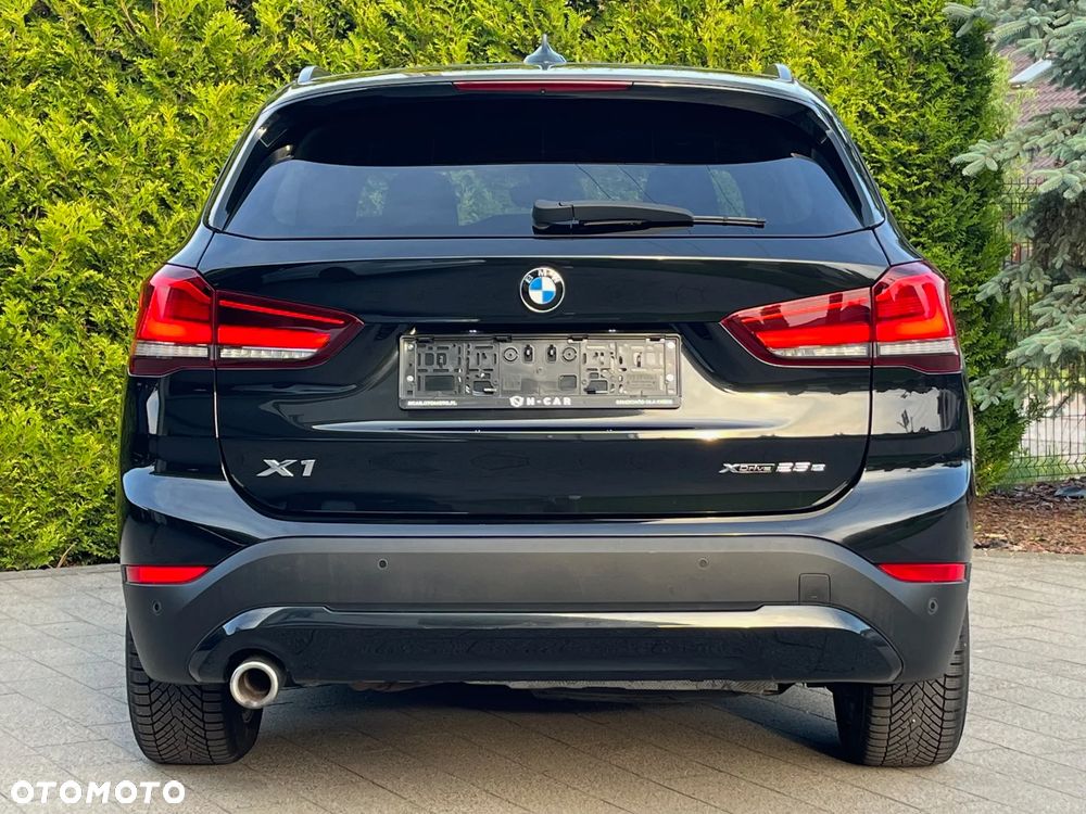 BMW X1 xDrive25e Advantage - 11