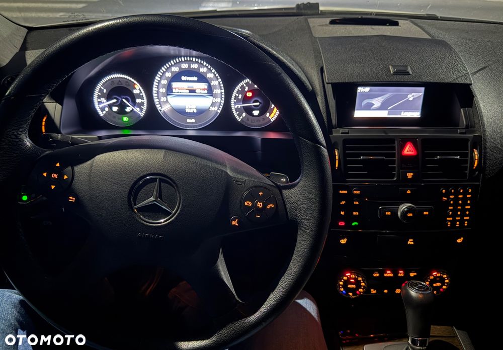 Mercedes-Benz Klasa C 200 Kompressor Elegance - 28