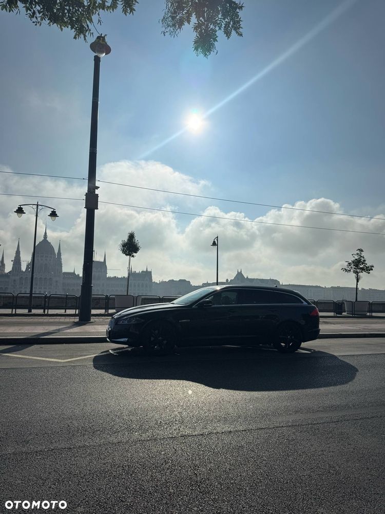 Jaguar XF 3.0 V6 D Premium Luxury - 18