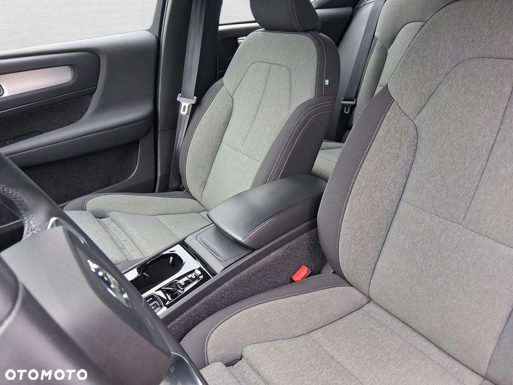 Volvo XC 40 - 12