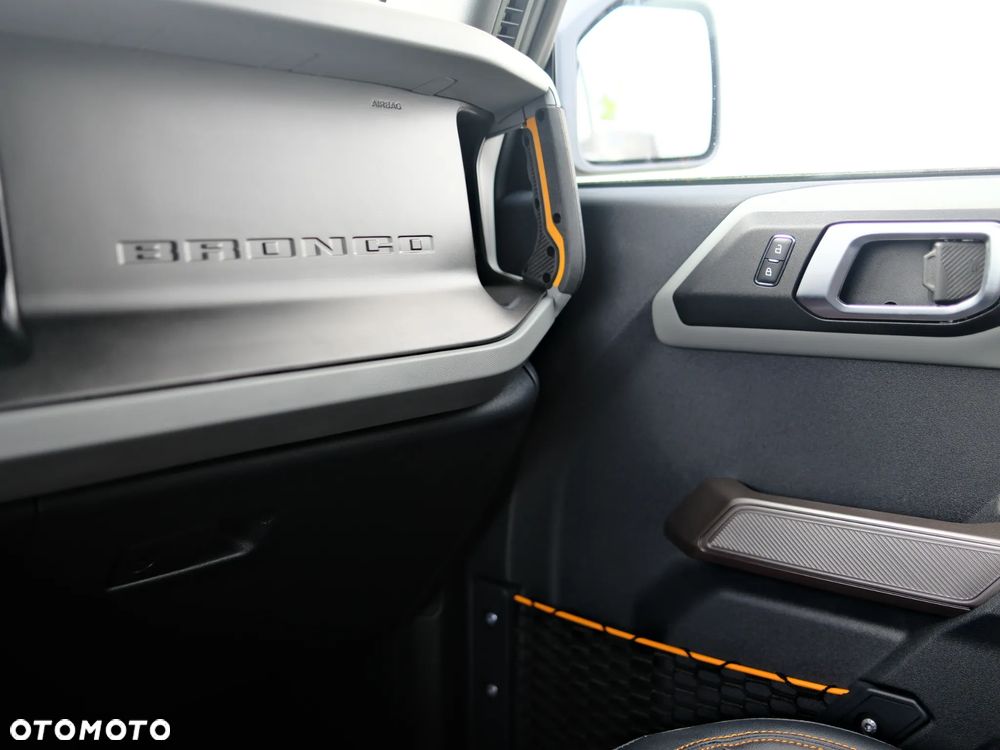 Ford Bronco 2.7 EcoBoost e-4WD Badlands - 29