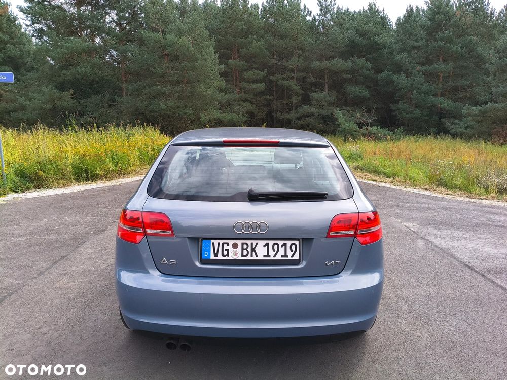 Audi A3 Sportback 1.4 TFSI S line Sportpaket (plus) - 19