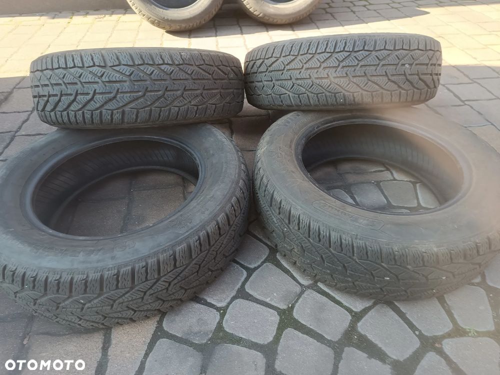 Komplet (4 sztuki) Opony zimowe 15" Taurus Winter 195/65/15 195/65R15 , ZIMA , bieżnik 6 mm - 1