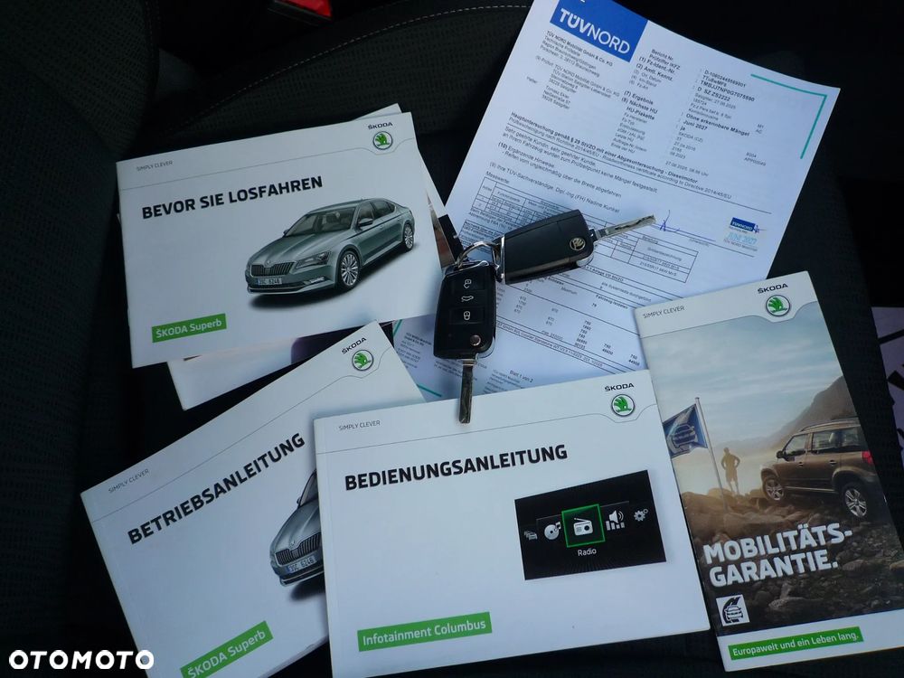 Skoda Superb Combi 2.0 TDI DSG Style - 39