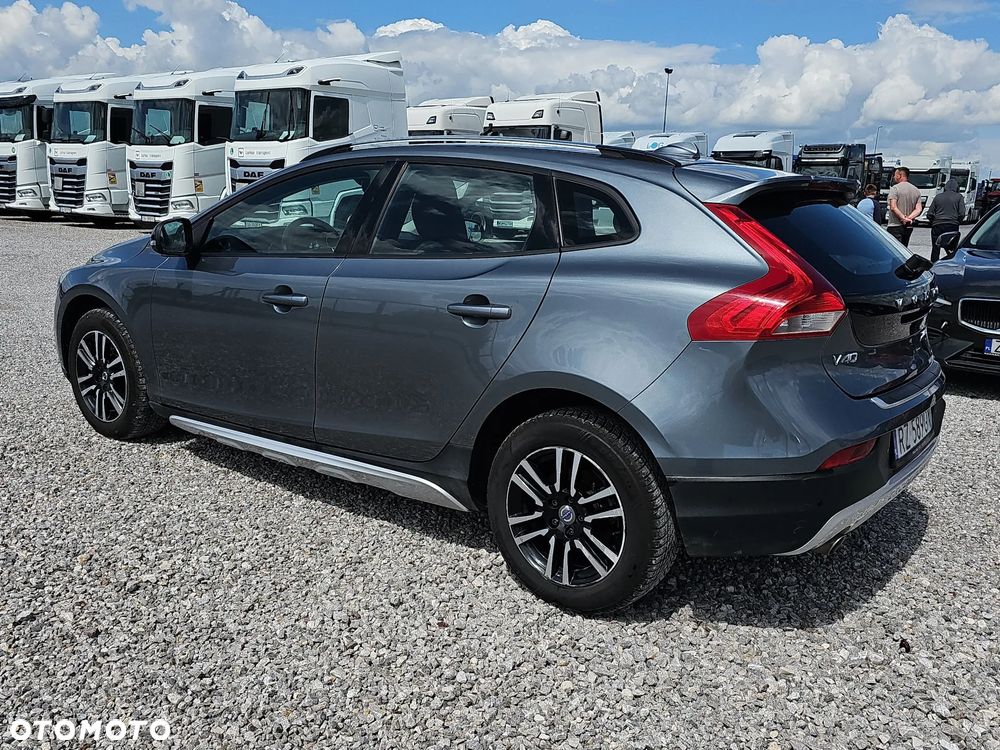 Volvo V40 T3 Drive-E Momentum - 7