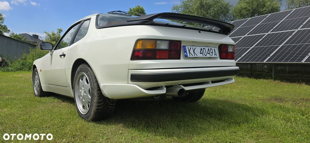 Porsche 944 - 10