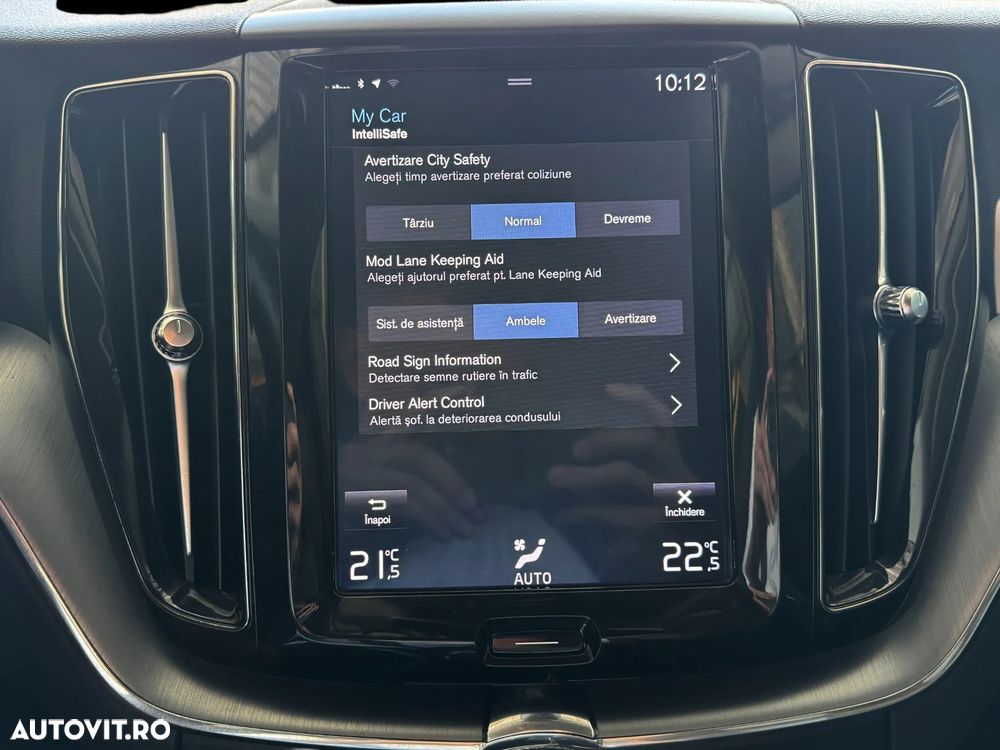 Volvo XC 60 D4 AWD Geartronic Momentum - 16