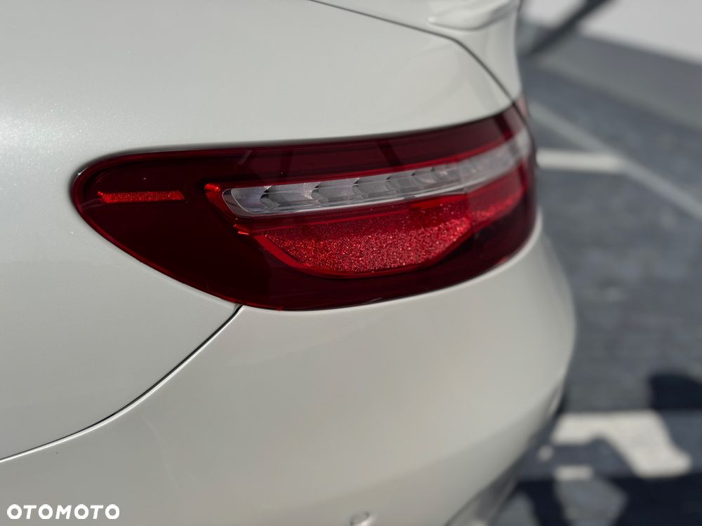 Mercedes-Benz Klasa E 400 4Matic 9G-TRONIC AMG Line - 28