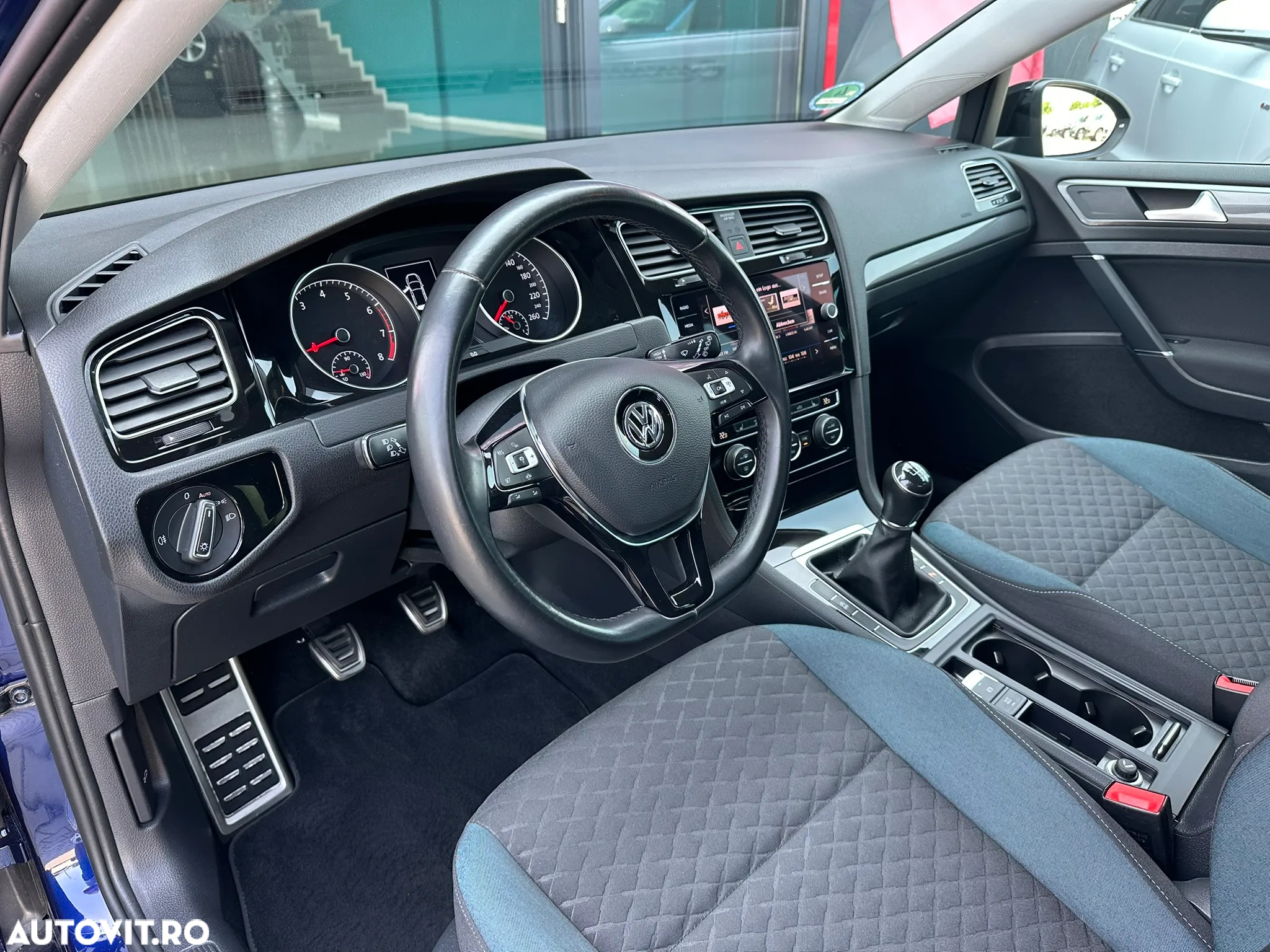Volkswagen Golf 1.0 TSI OPF IQ.DRIVE - 15