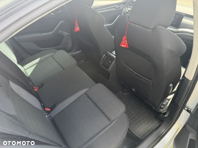 Skoda Octavia - 8