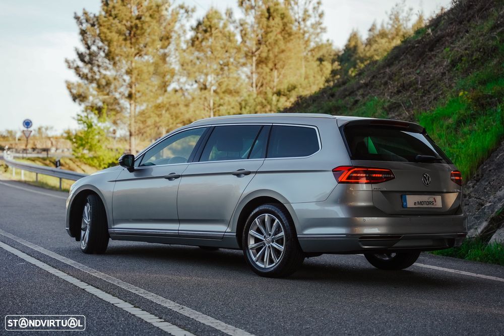 VW Passat Variant 2.0 TDi Highline DSG - 4