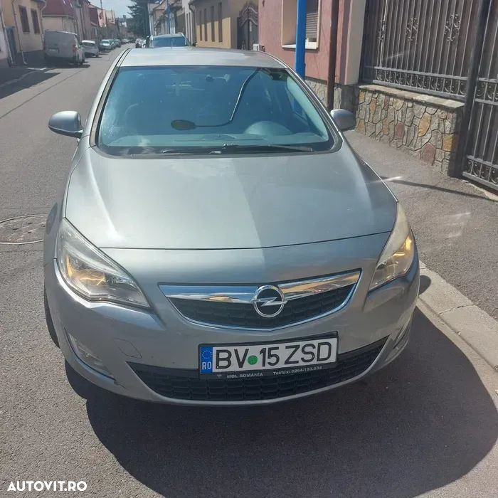 Opel Astra - 2