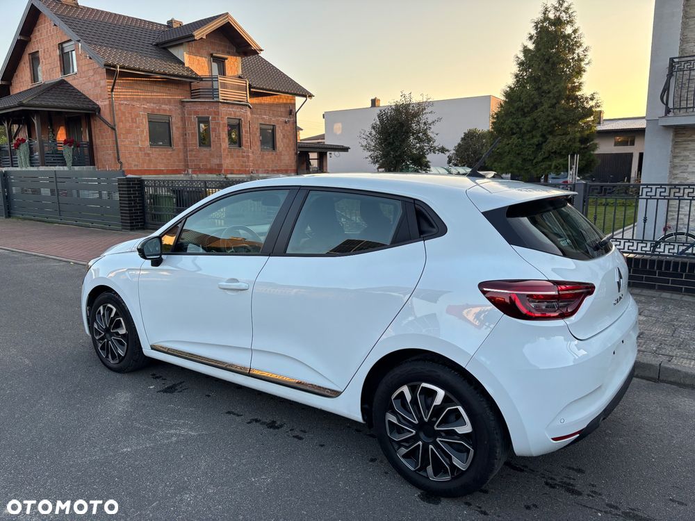 Renault Clio BLUE dCi 85 BUSINESS EDITION - 5