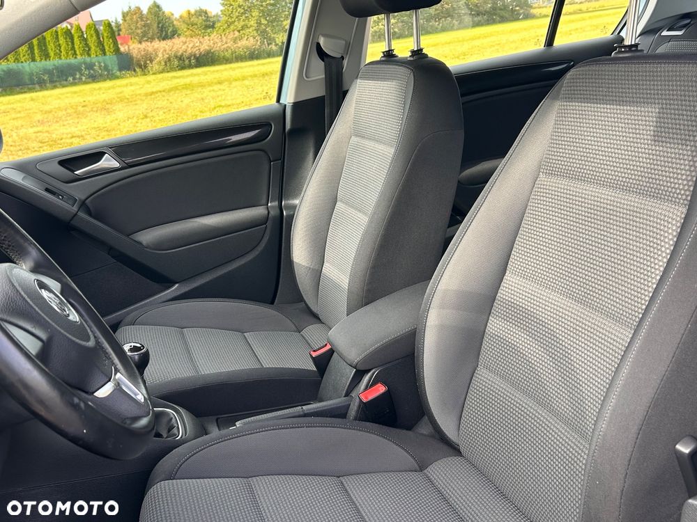 Volkswagen Golf - 17