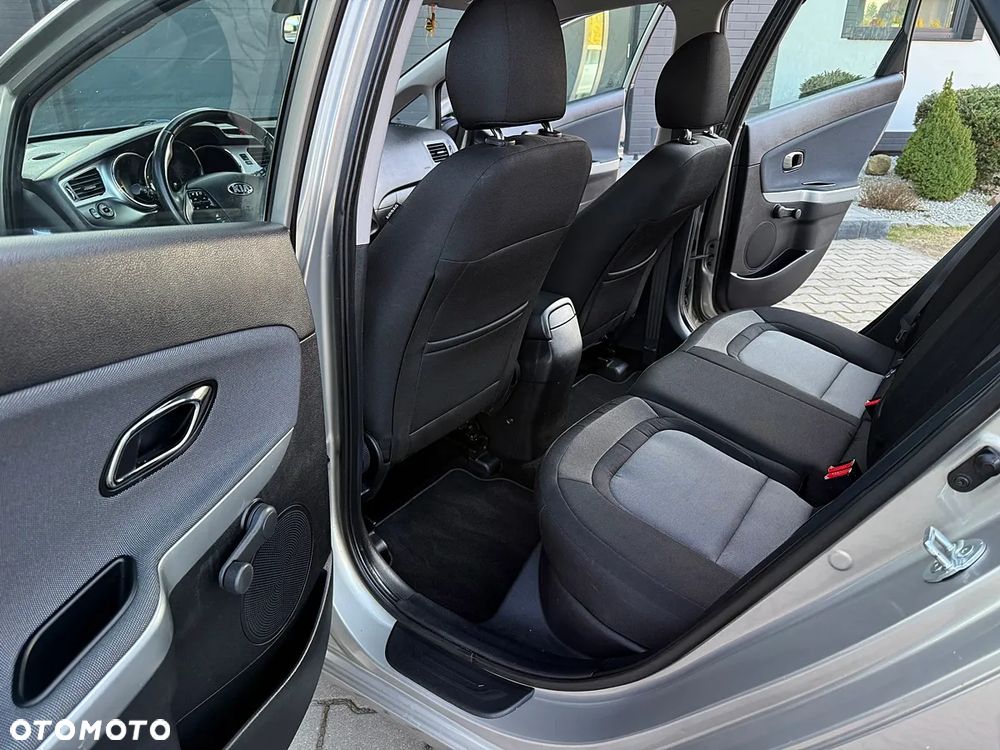 Kia Ceed 1.6 GDI XL - 17