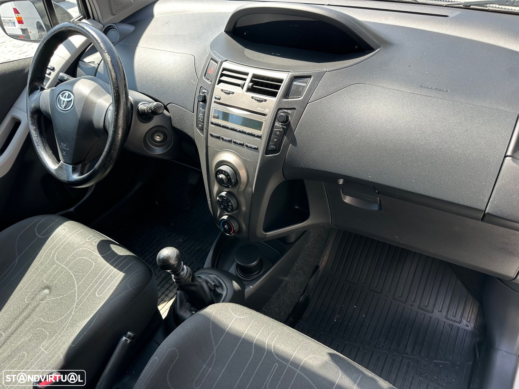 Toyota Yaris 1.4 D-4D AC - 10