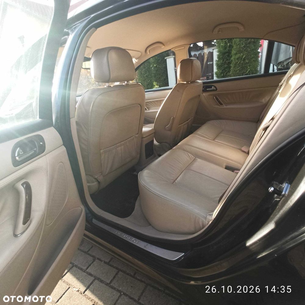 Peugeot 607 - 4