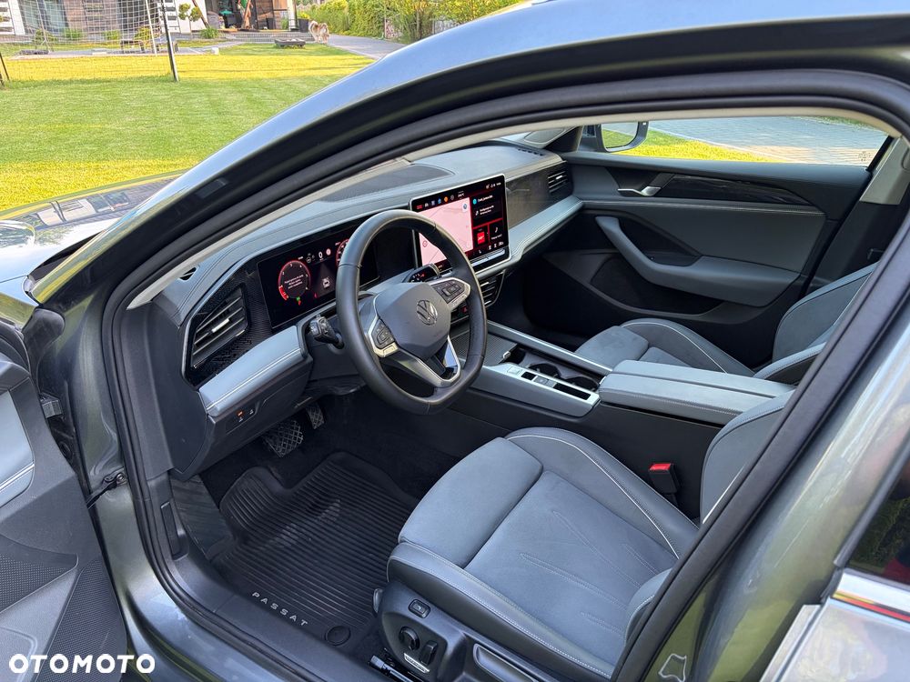 Volkswagen Passat - 14