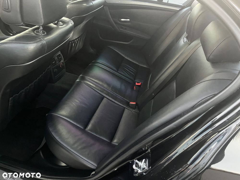 BMW Seria 5 530d - 16