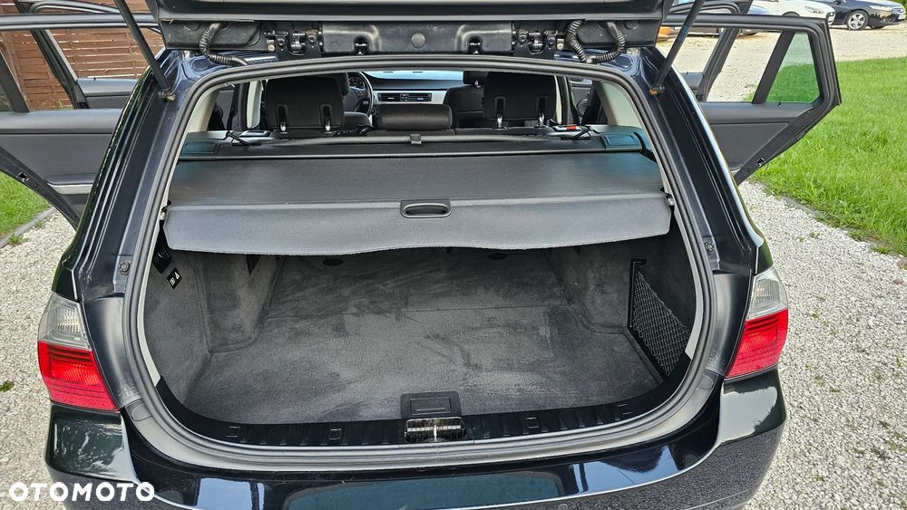 BMW Seria 3 318i Edition Lifestyle - 30