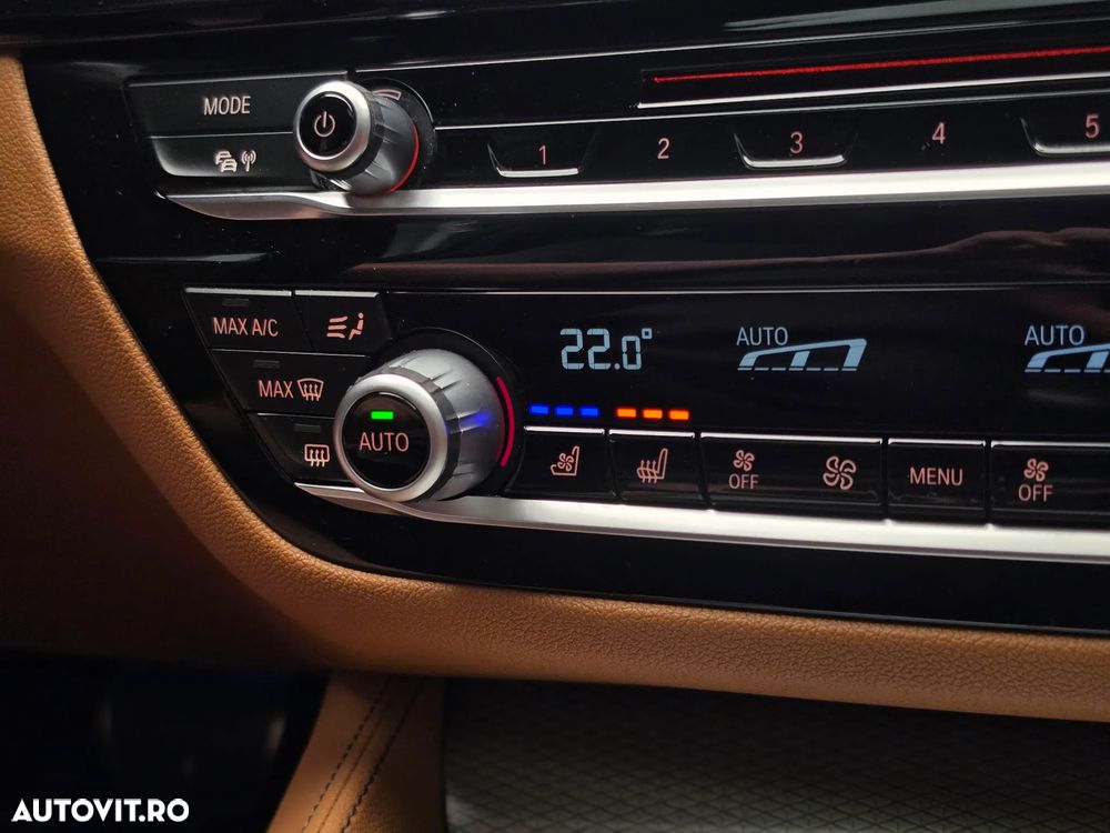 BMW Seria 5 520d Aut. M Sport Edition - 32