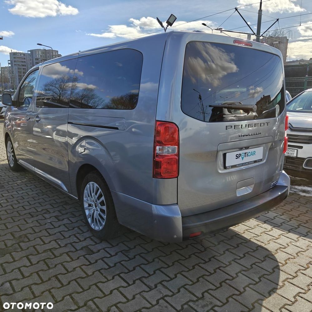Peugeot Traveller - 4