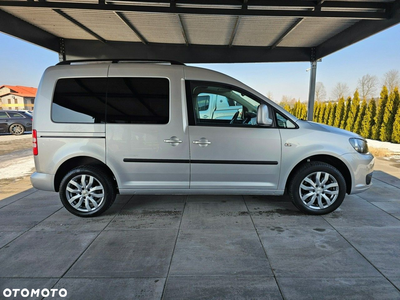 Volkswagen Caddy - 10