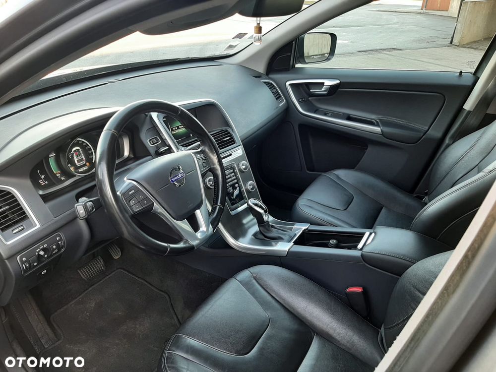 Volvo XC 60 D4 Geartronic Ocean Race - 17