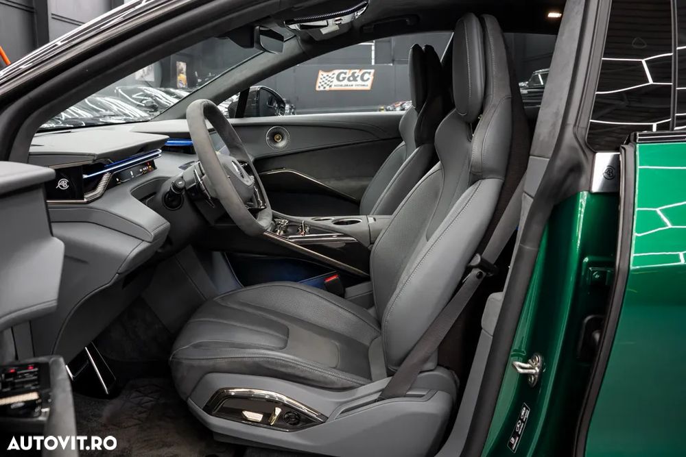 Lotus Eletre 900 Sport Carbon - 16