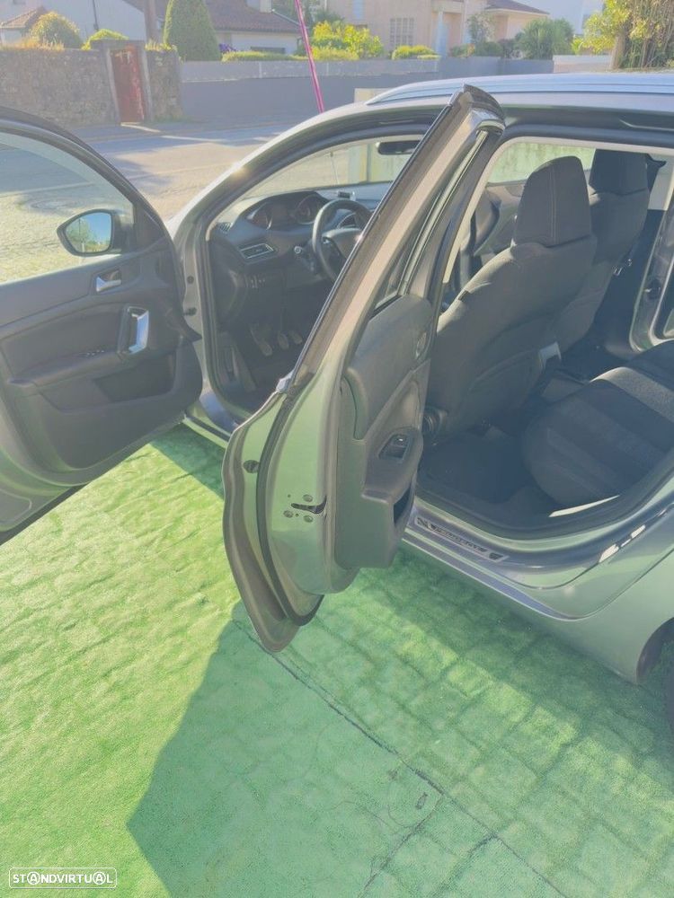 Peugeot 308 SW 1.6 BlueHDi Allure - 13