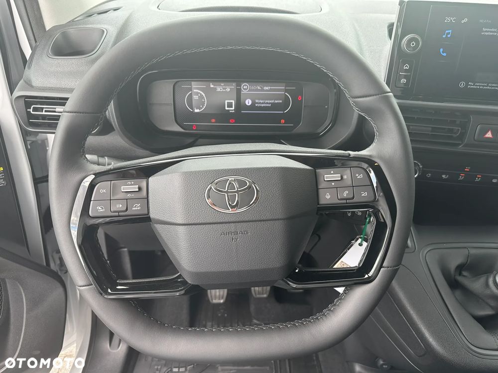 Toyota Proace City - 12