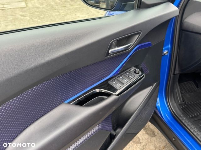 Toyota C-HR 1.8 Hybrid Neon Lime powered by JBL - 12